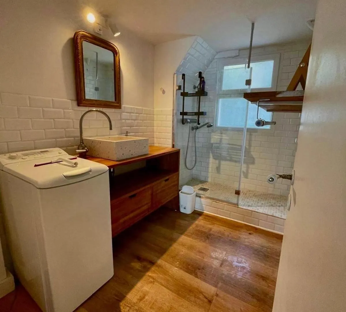 Large 2-Room Air-Conditioned With Terrace - Near Train Station Tuluza Apartament